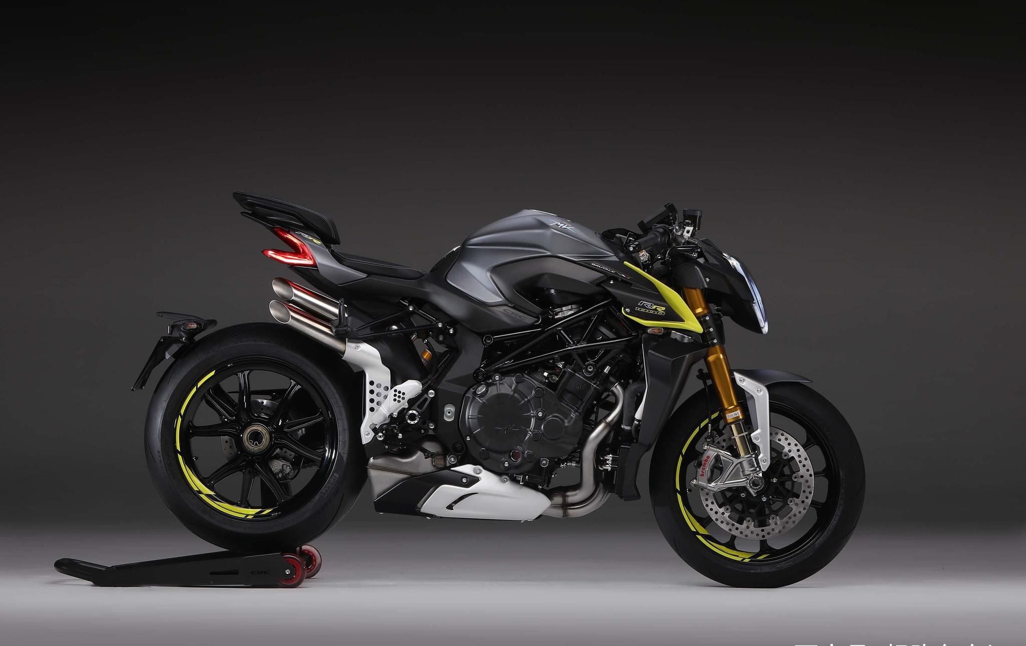 出身豪门的动力机车mv奥古斯塔brutale1000rr