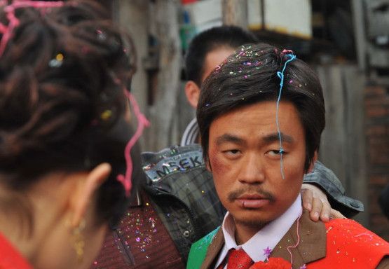 为什么hello树先生最近越来越火,尤其是王宝强抽烟的动作那段?