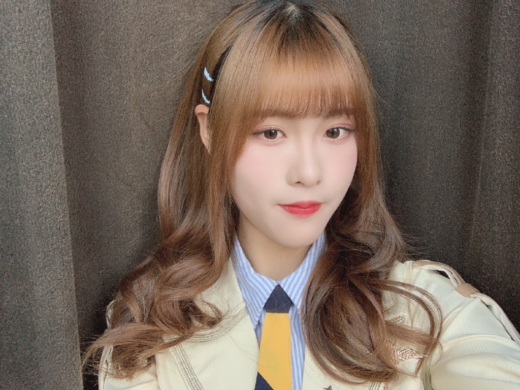 偶像美少女gnz48-王秭歆迷人写真美照欣赏