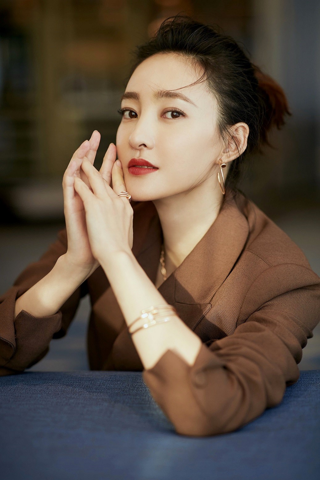 王丽坤受邀出席时尚盛典 荣获年度时尚艺人