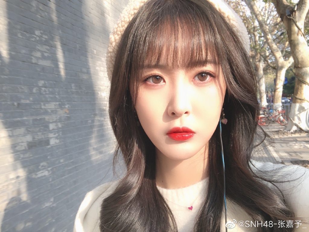 偶像美少女snh48-张嘉予迷人写真美照