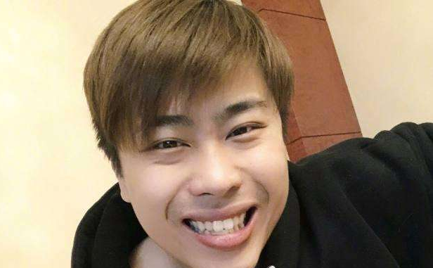 卢本伟新职业曝光待遇成亮点网友卢姥爷还是卢姥爷