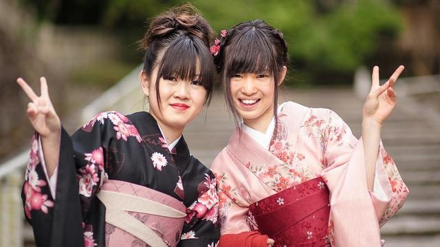 景美人就美 中国游客京都旅游爱拍和服照 这几家店周边最有感觉 和服 京都 清水寺 新浪新闻