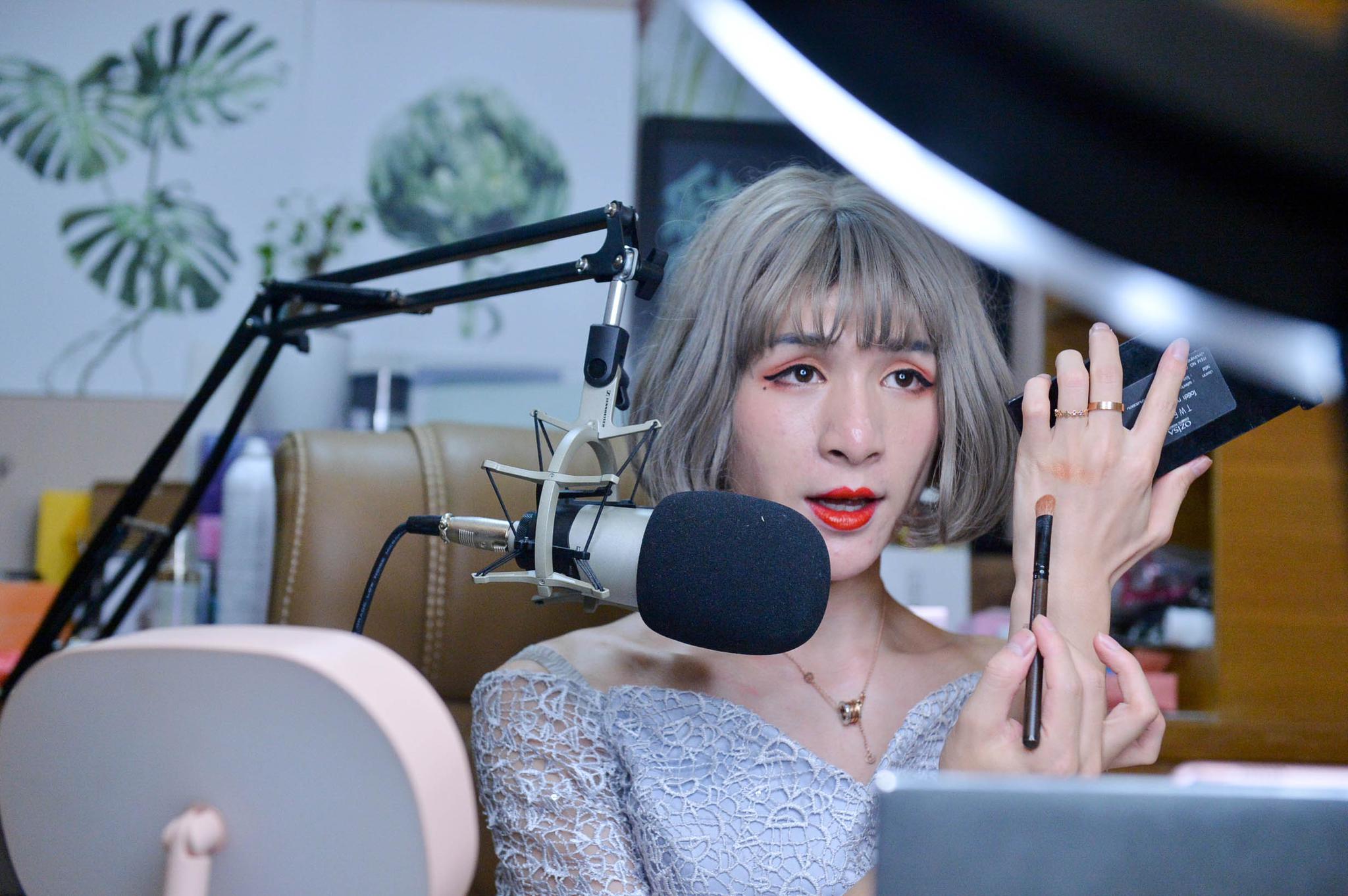 比你好看还比你努力!淘宝主播5分钟带货千万,拒绝被叫"网红"