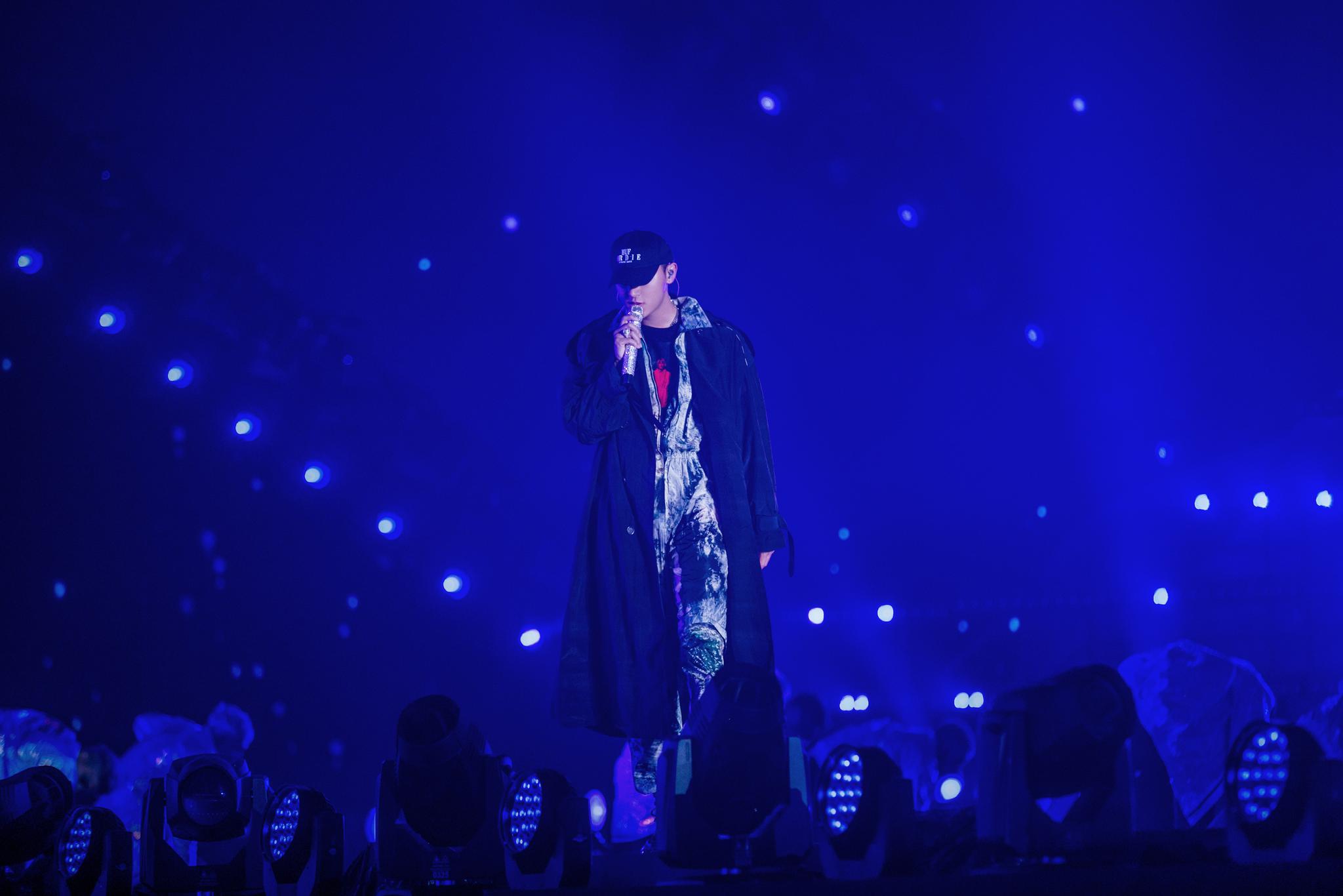 黄子韬韬斯曼首次同台跨年 韬斯曼声音曝光阿杰助阵