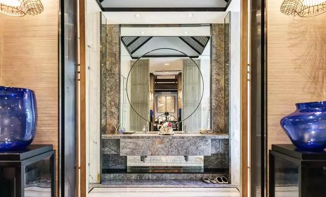 用大理石装饰的厨卫空间，简直就是家居装修中的艺术品