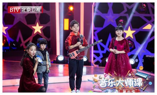 纯真少年用歌声温暖小年夜音乐大师课第四季升级回归