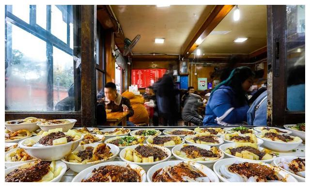 我们成都人,吃面的花样就是多|面馆|成都|面条_新浪新闻