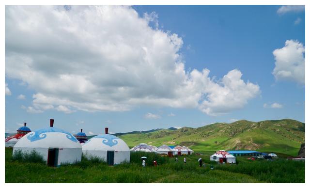 内蒙古通辽市扎鲁特旗军马场山地草原!