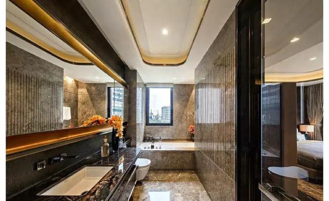 用大理石装饰的厨卫空间，简直就是家居装修中的艺术品