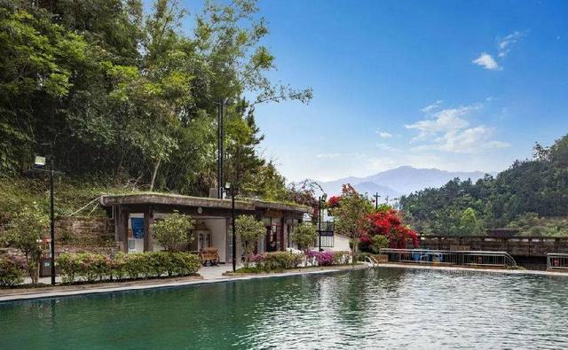 玩转网红圣地~泡半山温泉!就在中国禅都云浮新兴天露山风景区