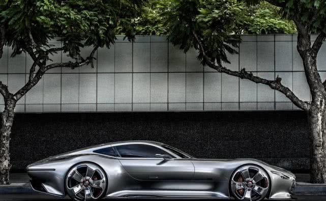 蝙蝠侠和钢铁侠谁更有钱蝙蝠侠在这台奔驰amg说出了实话