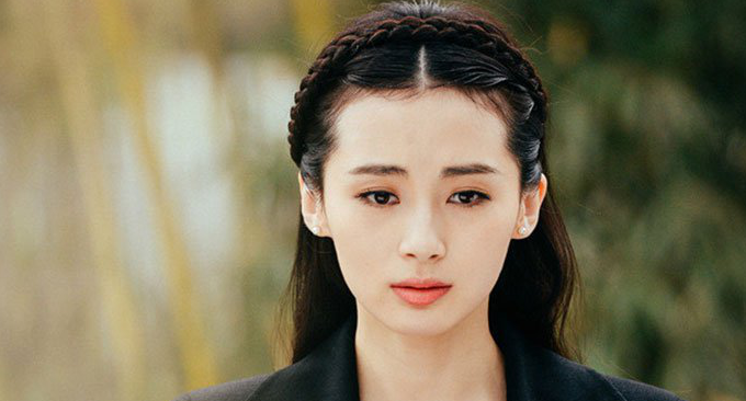 演员路晨年龄多大85后女演员路晨结婚了吗老公是谁