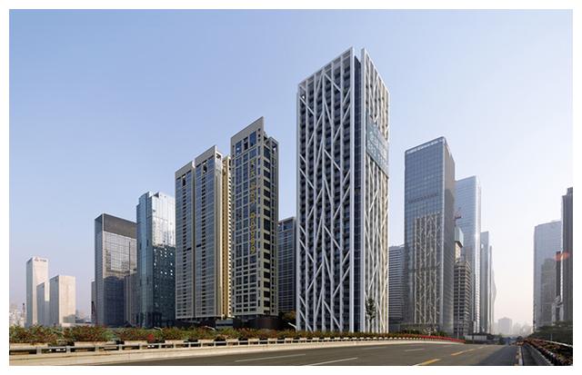 明暗虚实幻化生动深圳大百汇金地中心