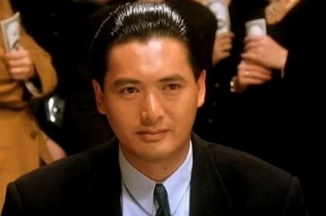 周润发出演的五个角色,个个令人印象深刻,你最喜欢哪个|英雄本色|澳门风云|魔术手|赌神|血战_新浪新闻