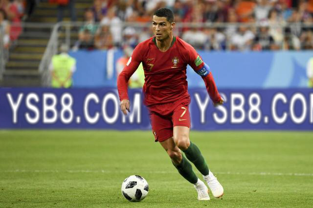 欧洲杯赛事葡萄牙vs卢森堡gpk足球拉霸新旧c罗齐上阵