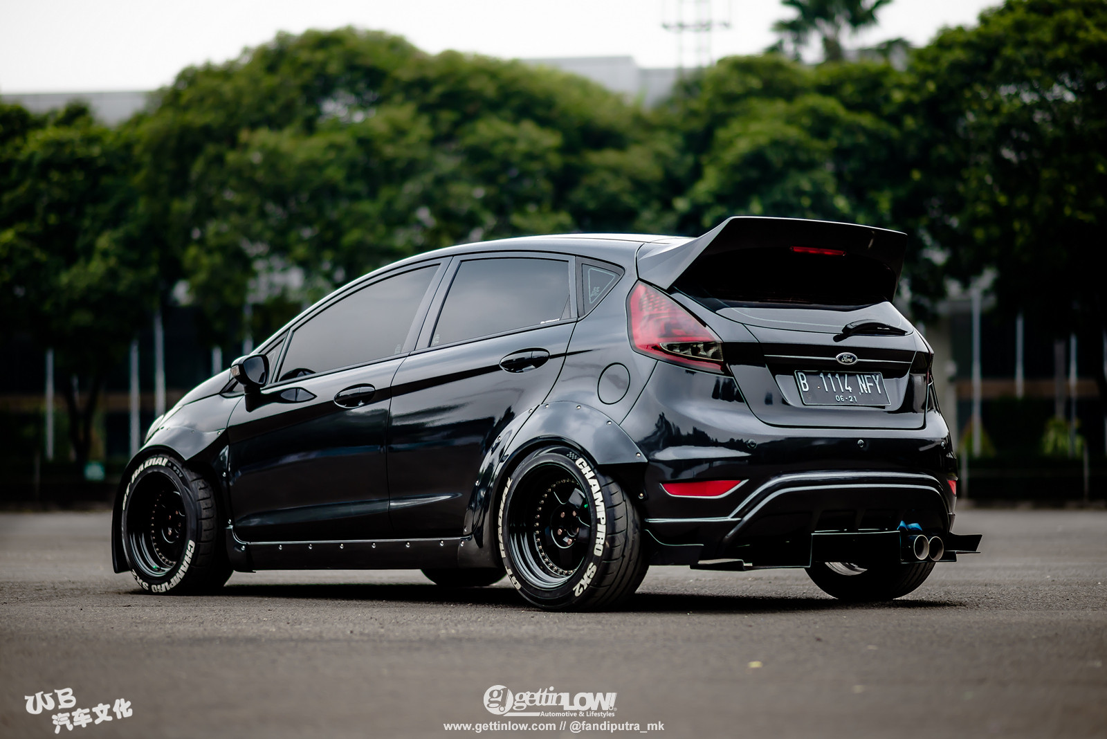 福特嘉年华铆钉宽体改装案例