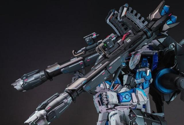 全装备搭载,珠光漆重涂尼尔森蓝色异端