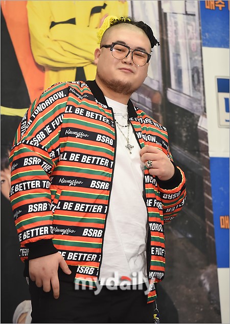 韩星mad clown等出席《老铺rapper》发布会