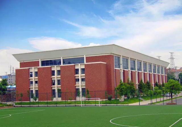 高职扩招 | 武汉外语外事职业学院圆你大学梦