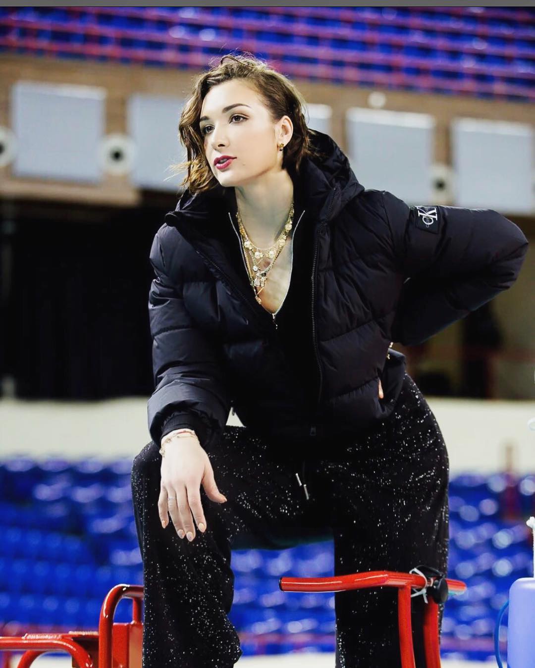 沃龙科娃希拉美艳动人杰奎琳和儿子拉西奇