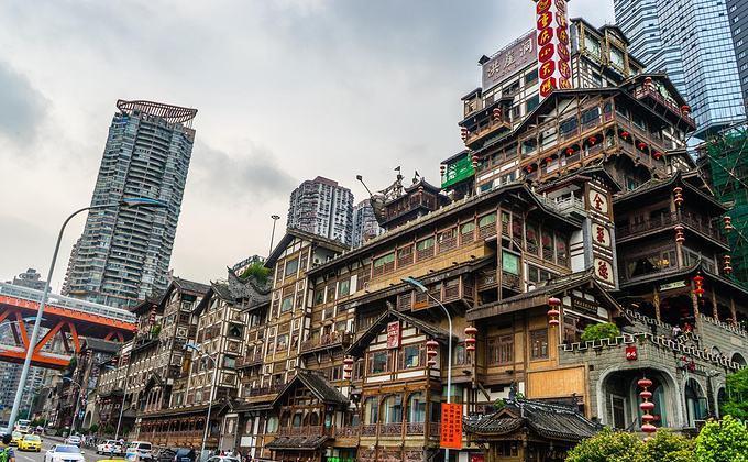 重庆哪里值得大家打卡洪崖洞带你体会别样的巴蜀风情