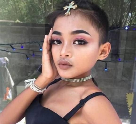 12岁小男孩因化妆成网红,女装让人惊艳,网友:这气质绝了!