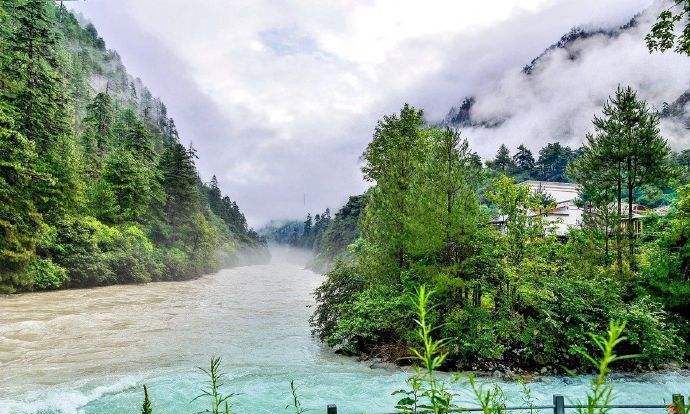 西藏的小江南察隅县