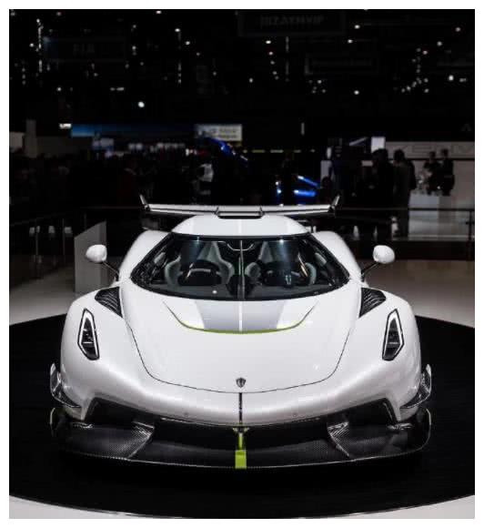 科尼塞克最新款跑车,5.0双涡轮v8,售价高达2016万