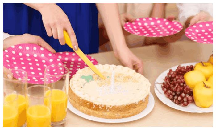 切了十几年蛋糕才发现, 以前的切法都是错的! 这样切才美观