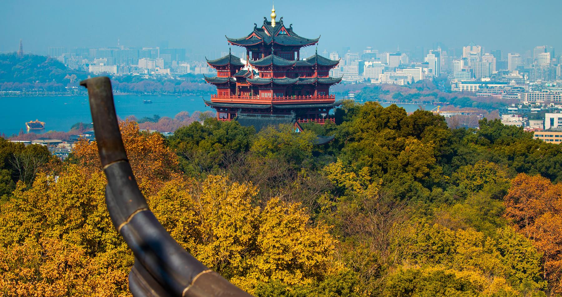 登高望远--江湖汇观亭看西子杭城