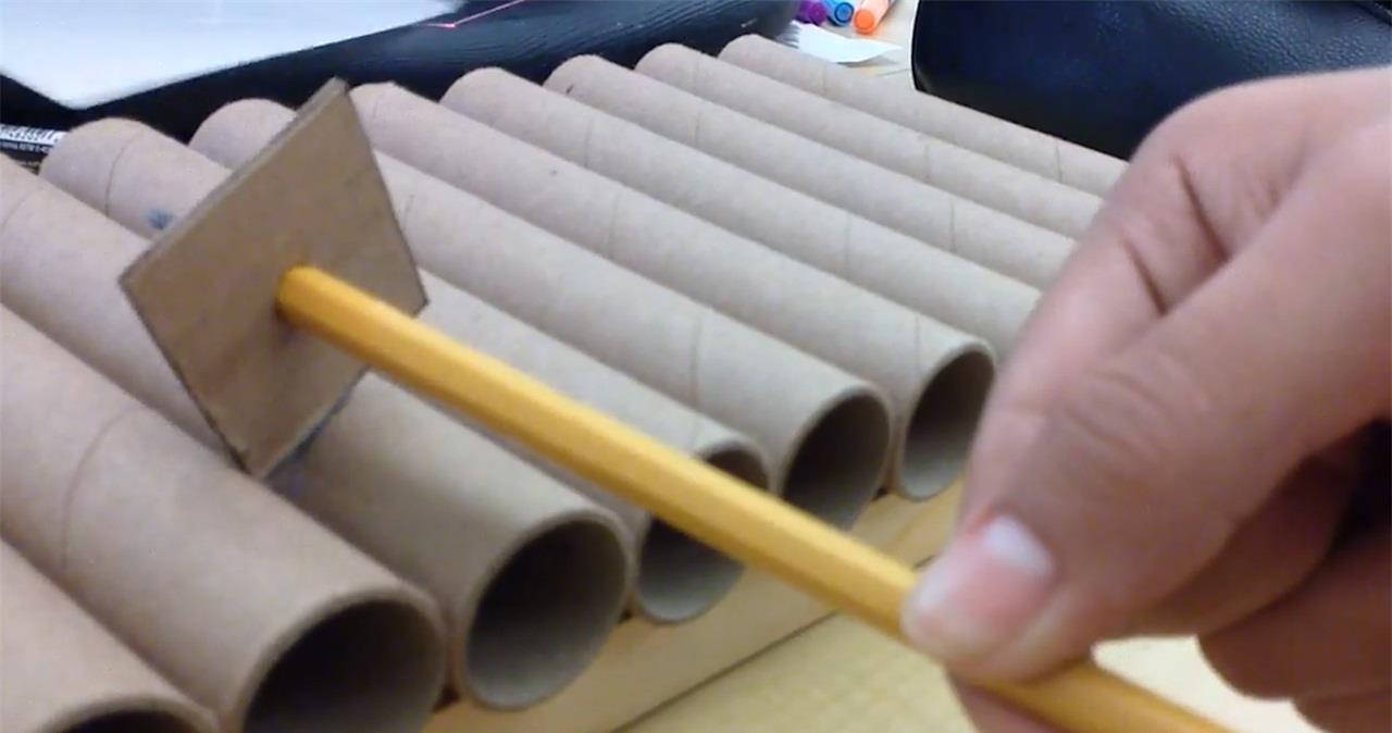 大学生自制"方形轮胎"三轮车,轮子正方形,但感觉不到颠簸