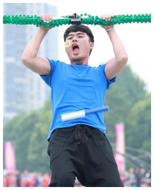 《跑男》6大男神英语水平排名,邓超没能垫底,