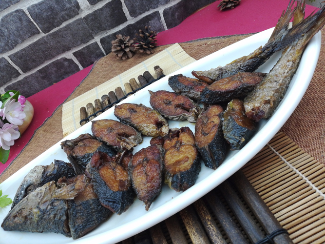 地道五香熏鲅鱼的详细方法步骤容易就能学会的经典例子凉菜