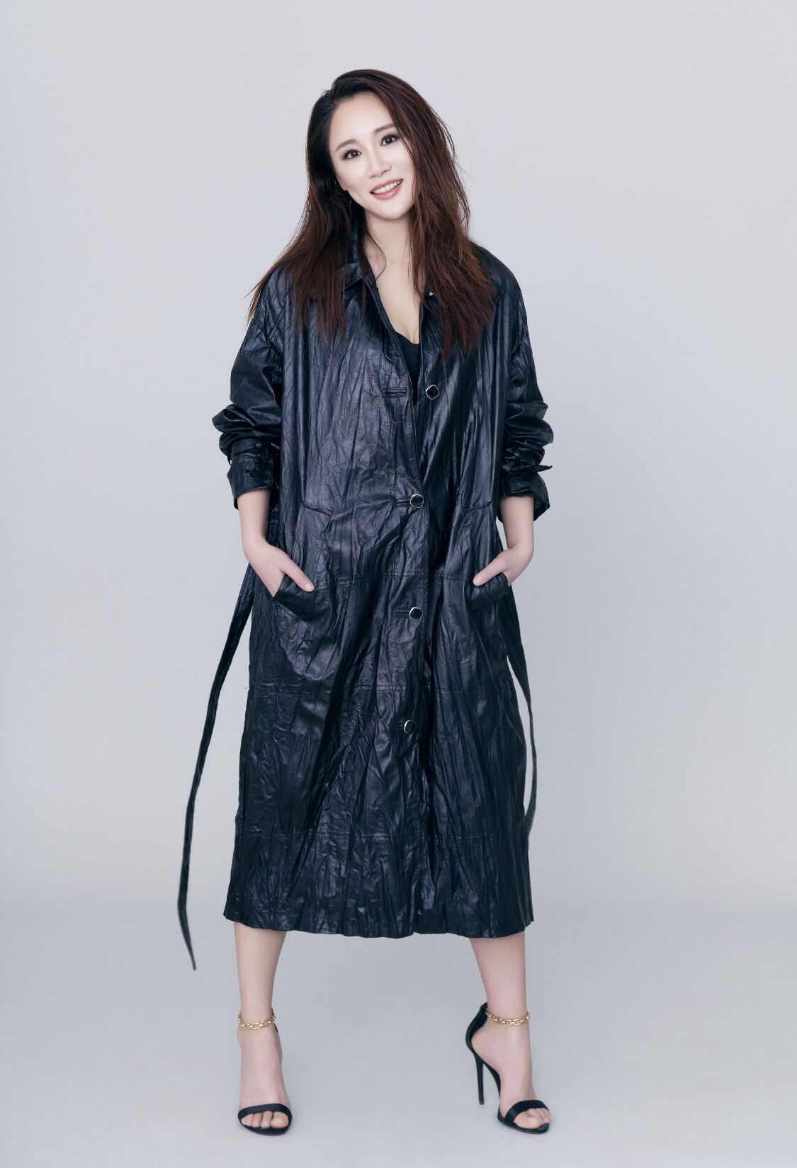 张芯宁《无主之城》热播 "硬核女演员"演技获赞