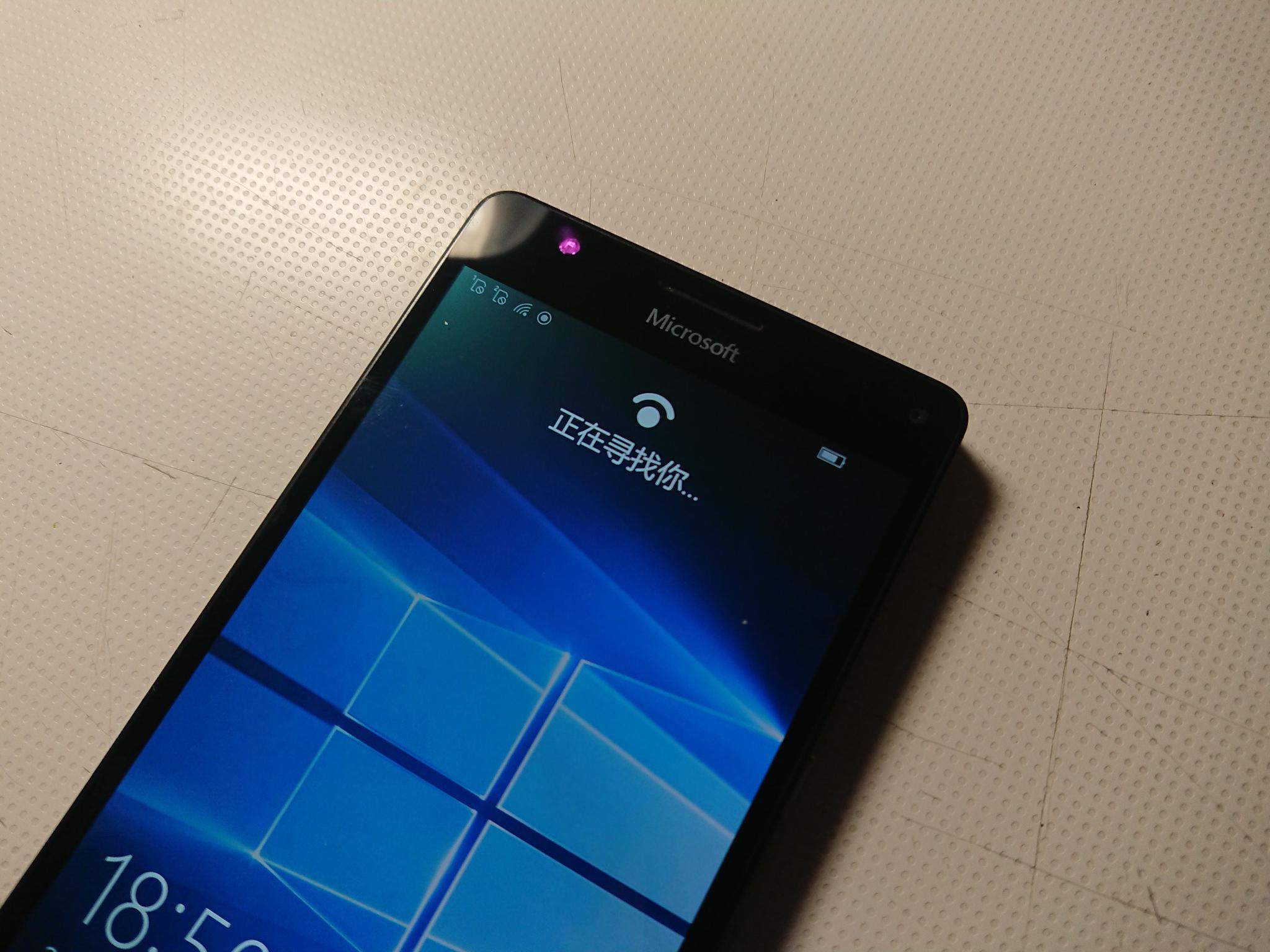 诺基亚lumia1050图片