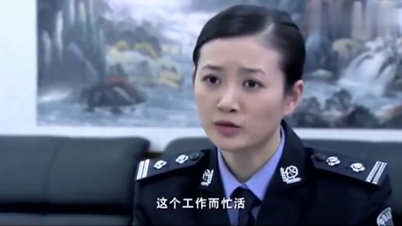 警中警:女督察背后势力惊人,连局长都叫她陆总,真有派!