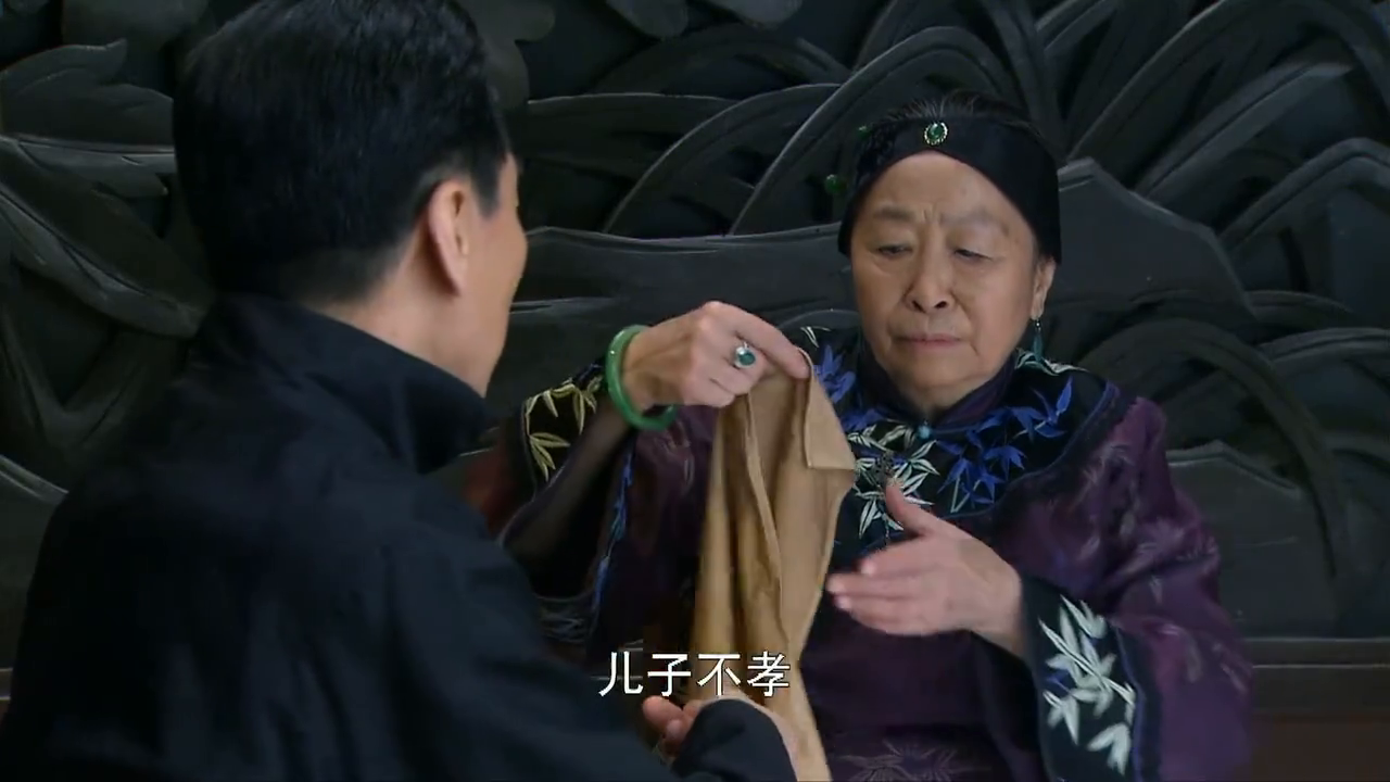 霍白氏打算让樱桃给霍啸林的爹续弦