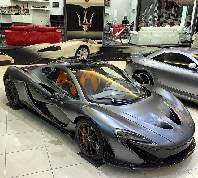 百公里加速2.8秒的限量版超级跑车迈凯伦p1