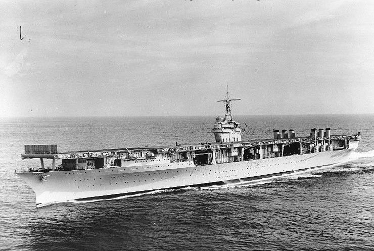 突击者号航空母舰美国建造的第一艘纯血统航空母舰