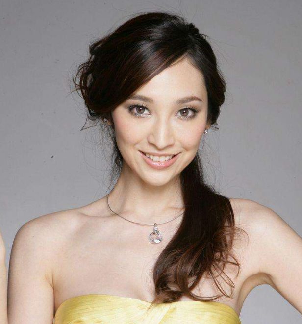 看看早期的吴佩慈,这才是女神的标准!