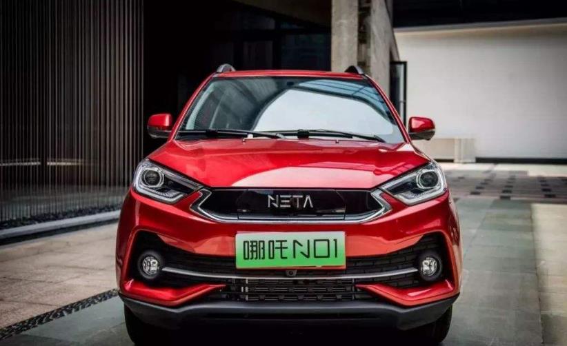 首测哪吒no1,百公里刹车48.43米,安静舒适