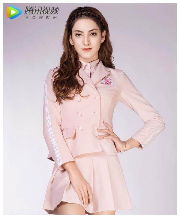 明明白白,原来这些知名的真人秀都有剧本|热依娜|剧本|导师_新浪新闻