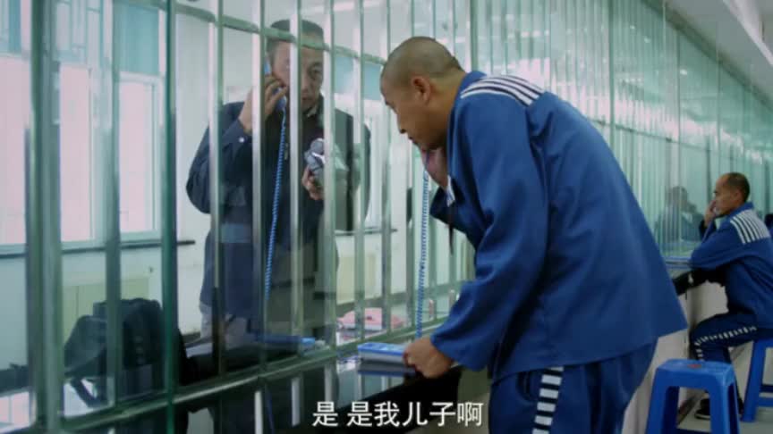 小偷进监狱后要学会计,向所长听后都愣了离钱远点别摸钱,真逗