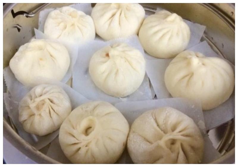 怀念巷口厚皮传统自作小笼包