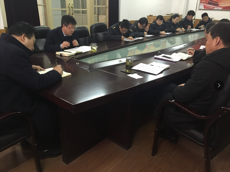 华山景区执法局开展“坚定政治信念 主动服务大局”专题讨论会