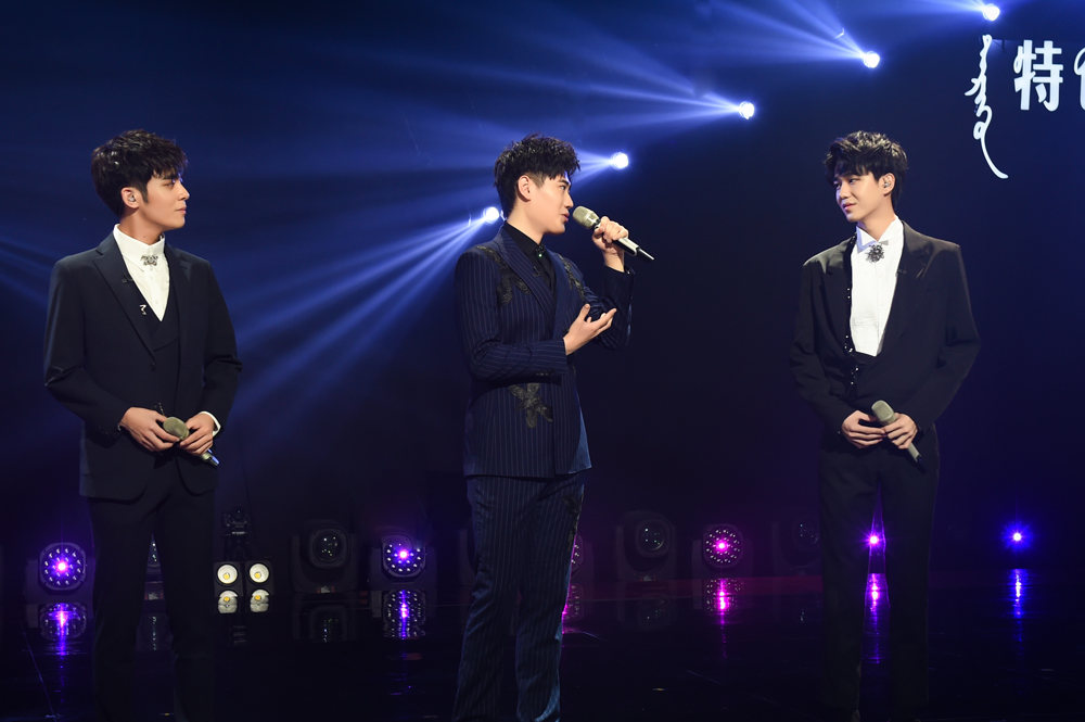 《声入人心》三首原创作品首登舞台 《冬眠》唱出追光者心路历程