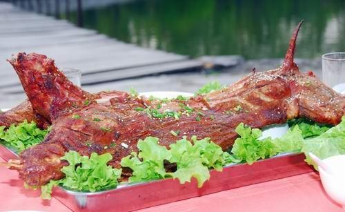 碳烤乳羊——中国十大血腥禁菜之首