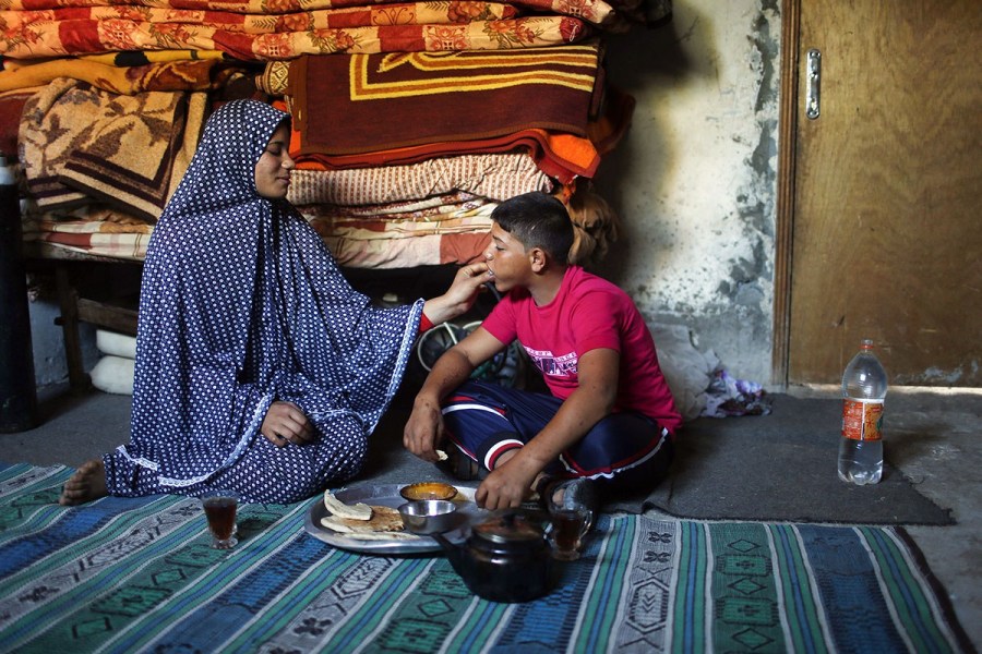 直击一场来自中东的童婚婚礼,新郎新娘还不到15岁