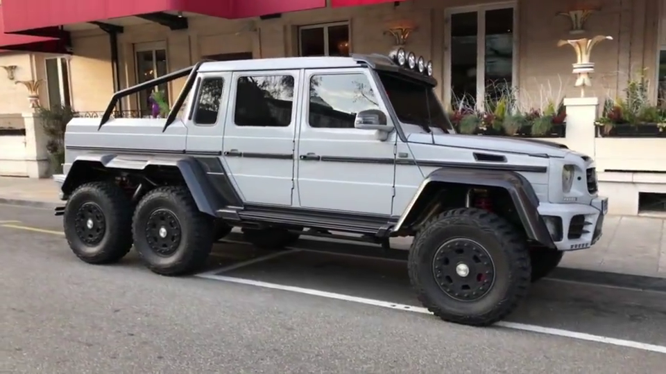 非一般的大g6x6!奔驰御用改装大牌mansoryg6x6日内瓦街拍1of1